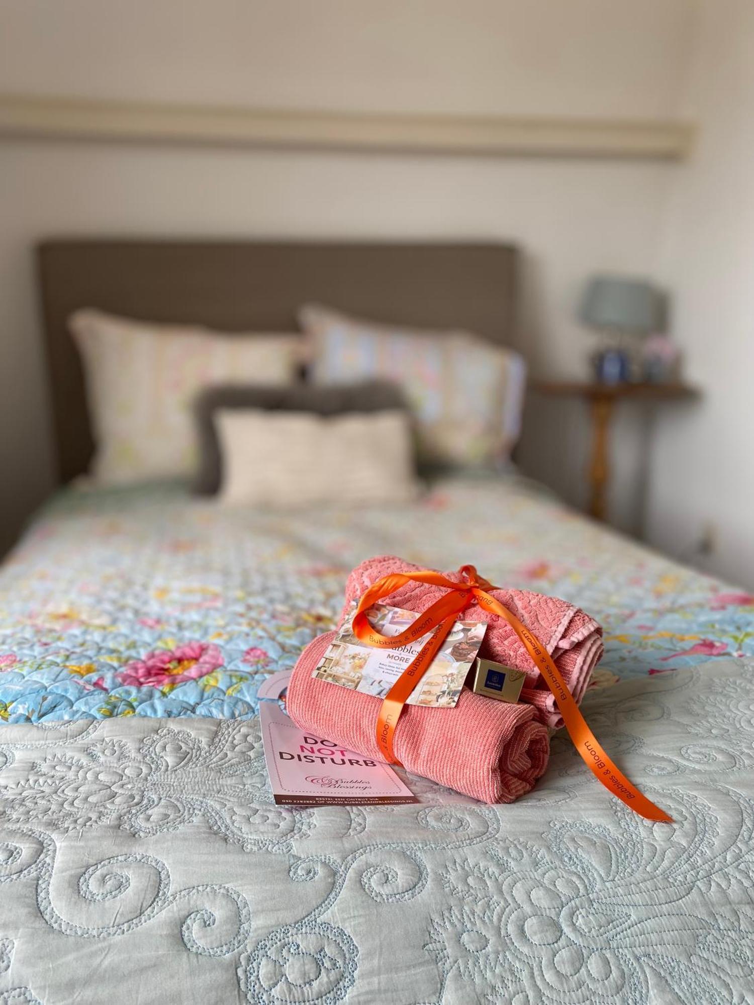 Bubbles & Bed Bed & Breakfast Билтховен Екстериор снимка